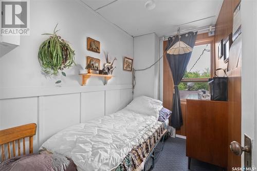 695 6Th Avenue E, Prince Albert, SK - Indoor Photo Showing Bedroom