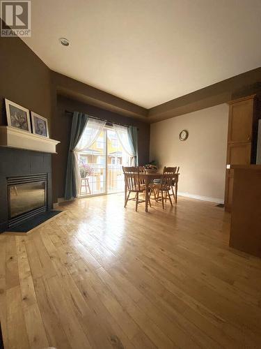 456 Mcphee Street Unit# 122, Kelowna, BC - Indoor Photo Showing Other Room With Fireplace