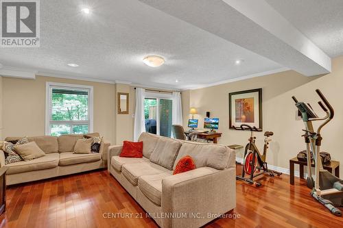 23 - 8305 Mclaughlin Road, Brampton, ON - Indoor Photo Showing Living Room