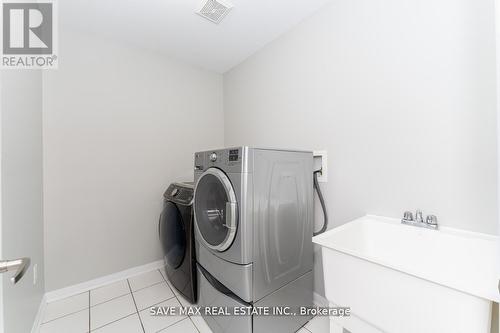 36 Bevington Road, Brampton, ON - Indoor Photo Showing Laundry Room