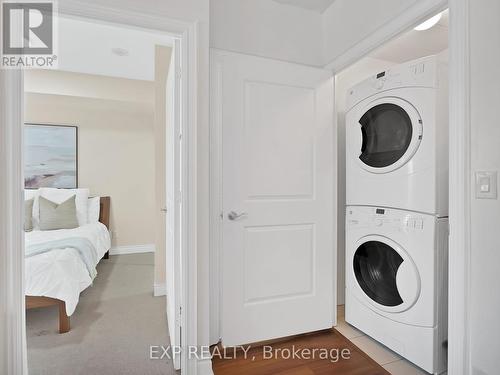 613 - 16 Brookers Lane, Toronto, ON - Indoor Photo Showing Laundry Room