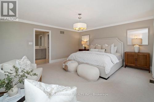 1684 Bough Beeches Boulevard, Mississauga, ON - Indoor Photo Showing Bedroom