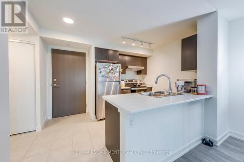 309 - 10 Wilby Crescent, Toronto, ON - Indoor Photo Showing Kitchen With Double Sink
