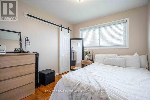 4 Warkdale Drive, St. Catharines, ON - Indoor Photo Showing Bedroom