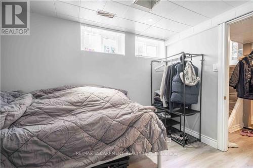 4 Warkdale Drive, St. Catharines, ON - Indoor Photo Showing Bedroom