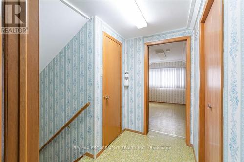 44 East 9Th Street, Hamilton, ON - Indoor Photo Showing Other Room
