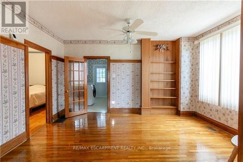 44 East 9Th Street, Hamilton, ON - Indoor Photo Showing Other Room