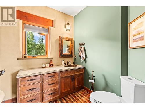 1309 Eagle Ridge Road, Lumby, BC - Indoor Photo Showing Bathroom