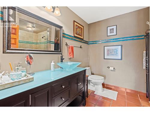 1309 Eagle Ridge Road, Lumby, BC - Indoor Photo Showing Bathroom