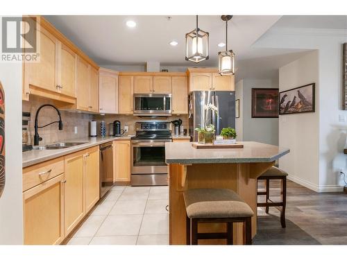 277 Yorkton Avenue Unit# 102, Penticton, BC - Indoor Photo Showing Kitchen With Double Sink