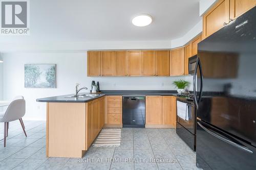 75 Ipswich Place, Whitby, ON - Indoor Photo Showing Kitchen With Double Sink