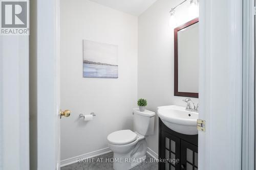 75 Ipswich Place, Whitby, ON - Indoor Photo Showing Bathroom