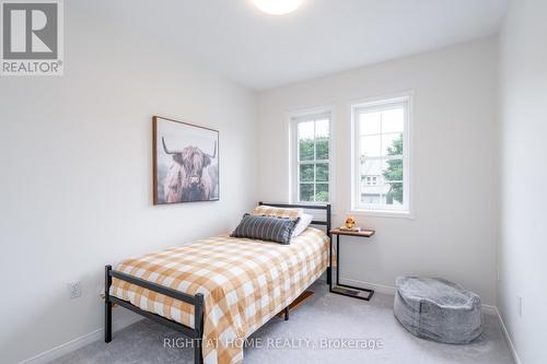 75 Ipswich Place, Whitby, ON - Indoor Photo Showing Bedroom