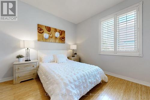 49 Ferncroft Drive, Georgina, ON - Indoor Photo Showing Bedroom