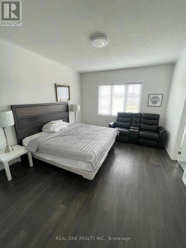 59 Schmeltzer Crescent, Richmond Hill, ON - Indoor Photo Showing Bedroom