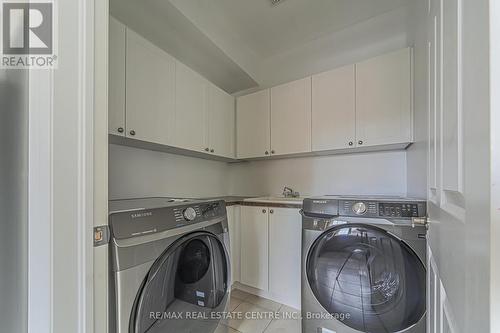 4777 Highway 7 Street, Vaughan (East Woodbridge), ON - Indoor Photo Showing Laundry Room