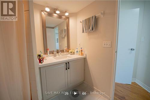 612 - 3 Rowntree Road, Toronto (Mount Olive-Silverstone-Jamestown), ON - Indoor Photo Showing Bathroom