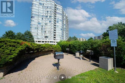 612 - 3 Rowntree Road, Toronto, ON - Outdoor