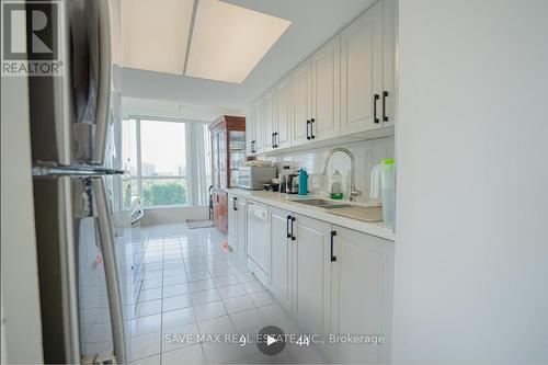 612 - 3 Rowntree Road, Toronto (Mount Olive-Silverstone-Jamestown), ON - Indoor Photo Showing Kitchen With Double Sink