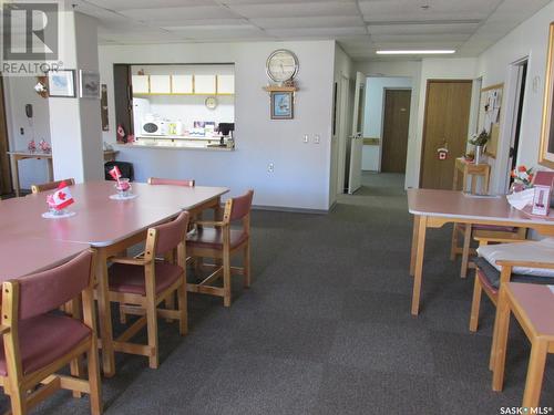 312 102 Manor Drive, Nipawin, SK - Indoor Photo Showing Dining Room