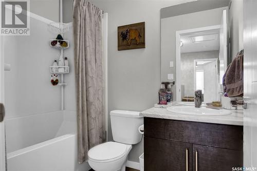 3919 James Hill Road, Regina, SK - Indoor Photo Showing Bathroom