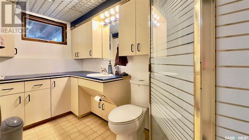 Rm Of Weyburn Acreage, Weyburn Rm No. 67, SK - Indoor Photo Showing Bathroom