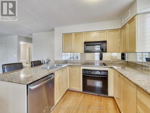 211 - 245 Davisville Avenue, Toronto, ON - Indoor Photo Showing Kitchen With Double Sink