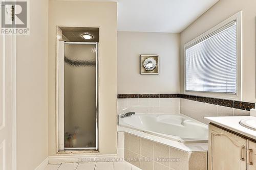 40 Kingmount Crescent, Richmond Hill, ON - Indoor Photo Showing Bathroom