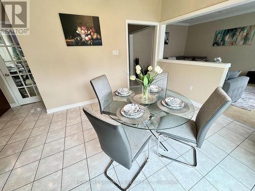 42 Bretton Circle, Markham, ON - Indoor Photo Showing Dining Room