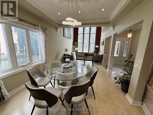 42 Bretton Circle, Markham, ON - Indoor Photo Showing Dining Room