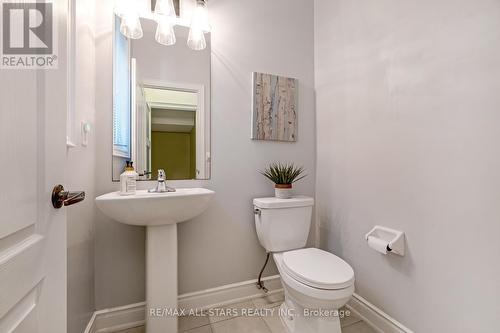 243 John Davis Gate, Whitchurch-Stouffville, ON - Indoor Photo Showing Bathroom