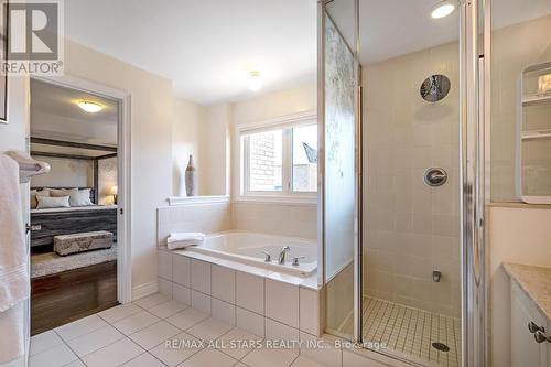 243 John Davis Gate, Whitchurch-Stouffville, ON - Indoor Photo Showing Bathroom