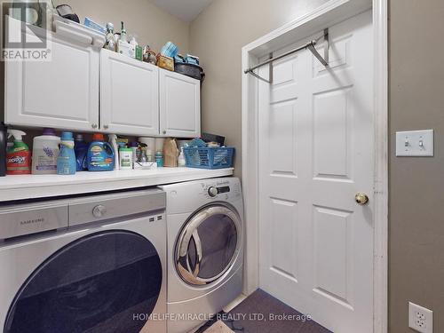 12 Bonavista Drive, Brampton, ON - Indoor Photo Showing Laundry Room