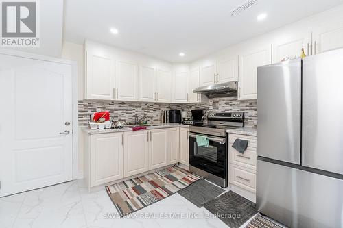 5 George Gray Drive, Brampton, ON - Indoor Photo Showing Kitchen