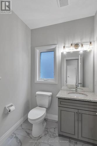 3007 Doyle Drive, London, ON - Indoor Photo Showing Bathroom