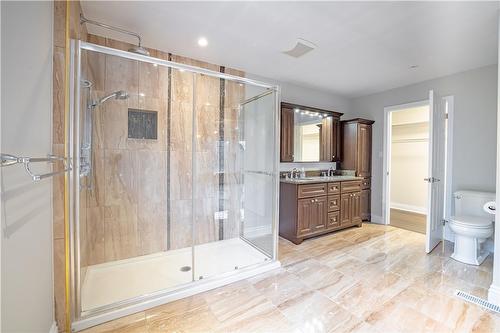 586 Canboro Road, Fenwick, ON - Indoor Photo Showing Bathroom