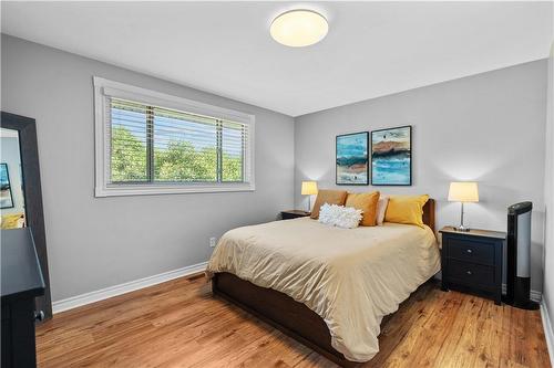 468 Mount Albion Road, Hamilton, ON - Indoor Photo Showing Bedroom