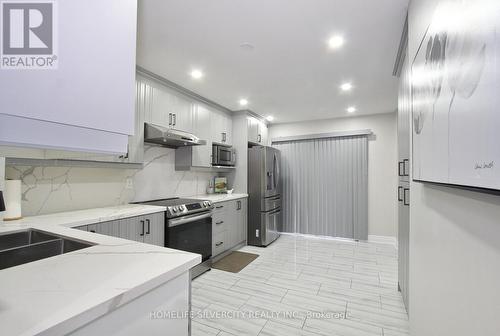 4 Adam Street, Brampton, ON - Indoor Photo Showing Kitchen