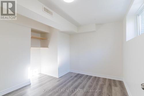 6330 Martel Court, Mississauga, ON - Indoor Photo Showing Other Room