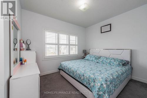 15 Bachelor Street, Brampton, ON - Indoor Photo Showing Bedroom
