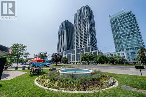 1817 - 1926 Lake Shore Boulevard W, Toronto, ON - Outdoor