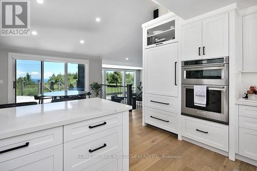 125 Mountain Road, Meaford, ON - Indoor Photo Showing Kitchen