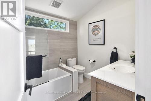 125 Mountain Road, Meaford, ON - Indoor Photo Showing Bathroom