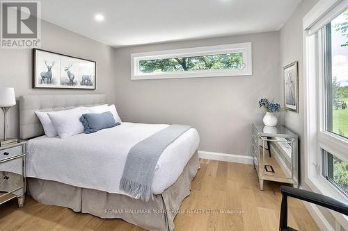 125 Mountain Road, Meaford, ON - Indoor Photo Showing Bedroom