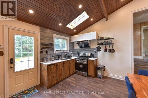 61 Campbell Beach Road, Kawartha Lakes, ON - Indoor Photo Showing Other Room