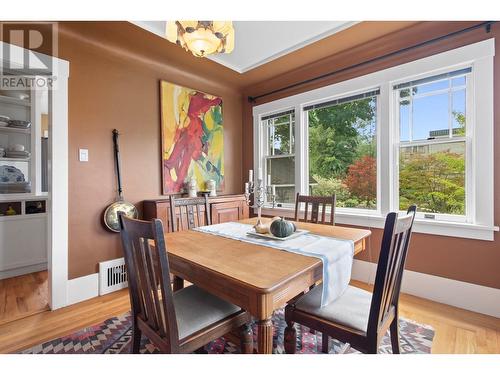 1812 Marshall Street, Kelowna, BC - Indoor Photo Showing Dining Room