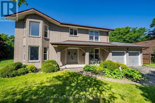 15 Don Court, Kawartha Lakes, ON - Outdoor With Facade