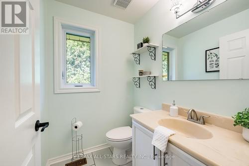 15 Don Court, Kawartha Lakes, ON - Indoor Photo Showing Bathroom