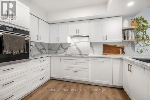 504 - 3 Everson Drive, Toronto, ON - Indoor Photo Showing Kitchen