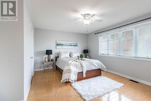 121 Stonechurch Crescent, Markham, ON - Indoor Photo Showing Bedroom